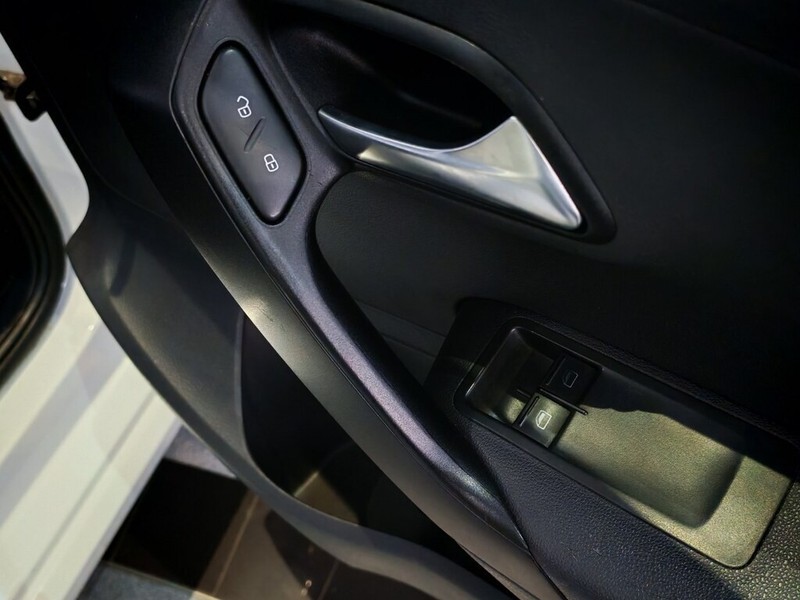 Volkswagen Polo Vivo - LisaCars - Image 15