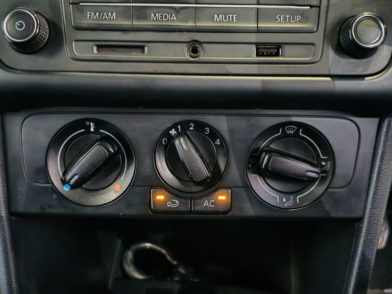 Volkswagen Polo Vivo - LisaCars - Image 18