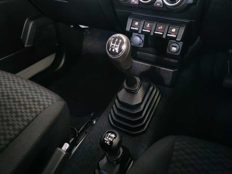 Suzuki Jimny - Auto Investments Hatfield - Image 16
