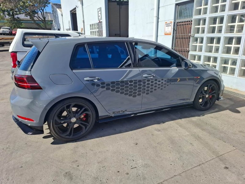 Volkswagen Golf - Mit Mak Motors - Image 5