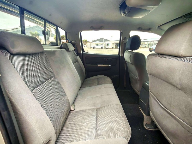 Toyota Hilux - Weskaap Motors - Image 17