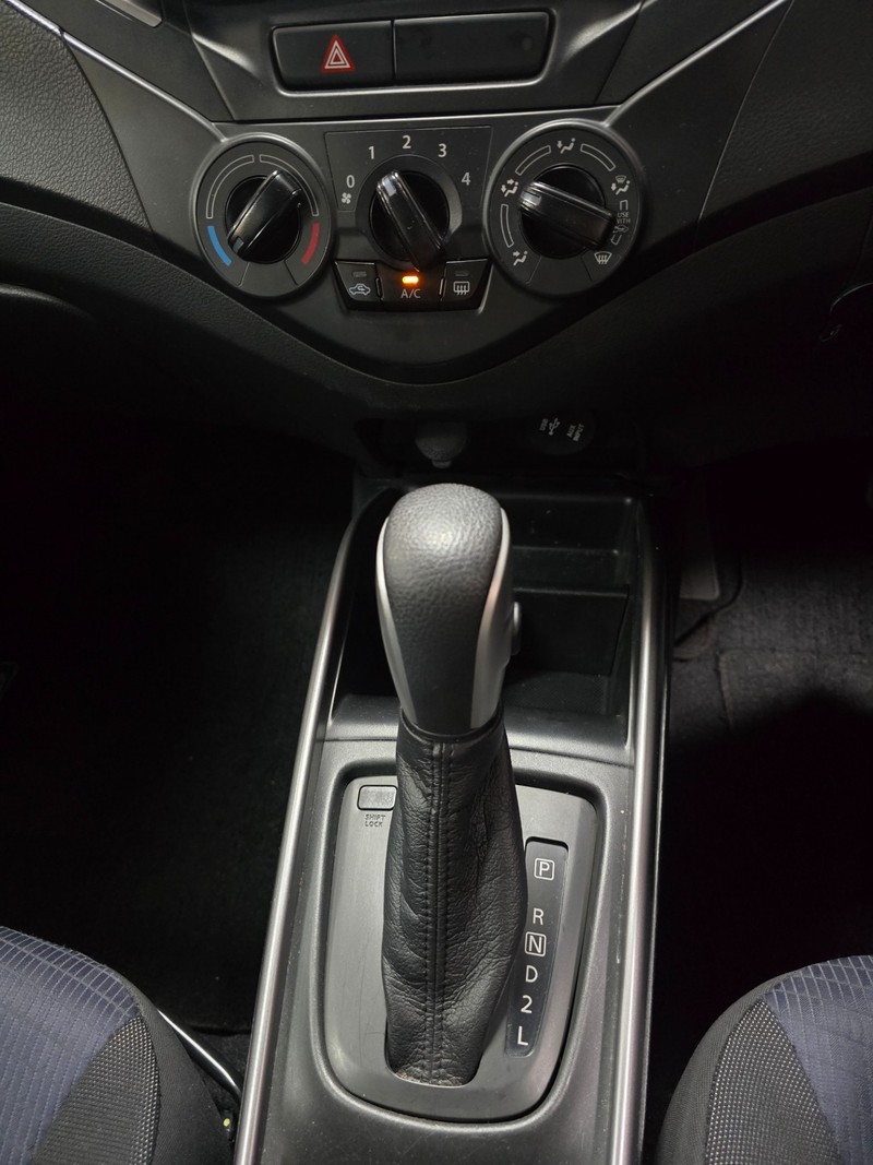 Toyota Starlet - Hatfield VW Northcliff - Image 14