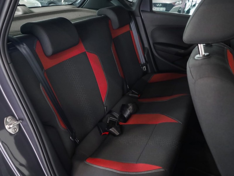 Volkswagen Polo Vivo - Hatfield VW Bryanston - Image 17