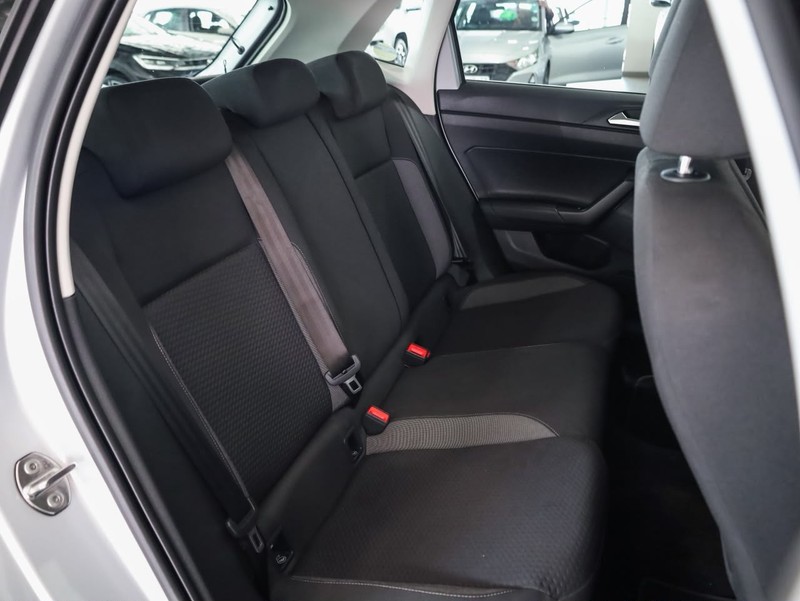 Volkswagen Polo - Hatfield VW Bryanston - Image 17