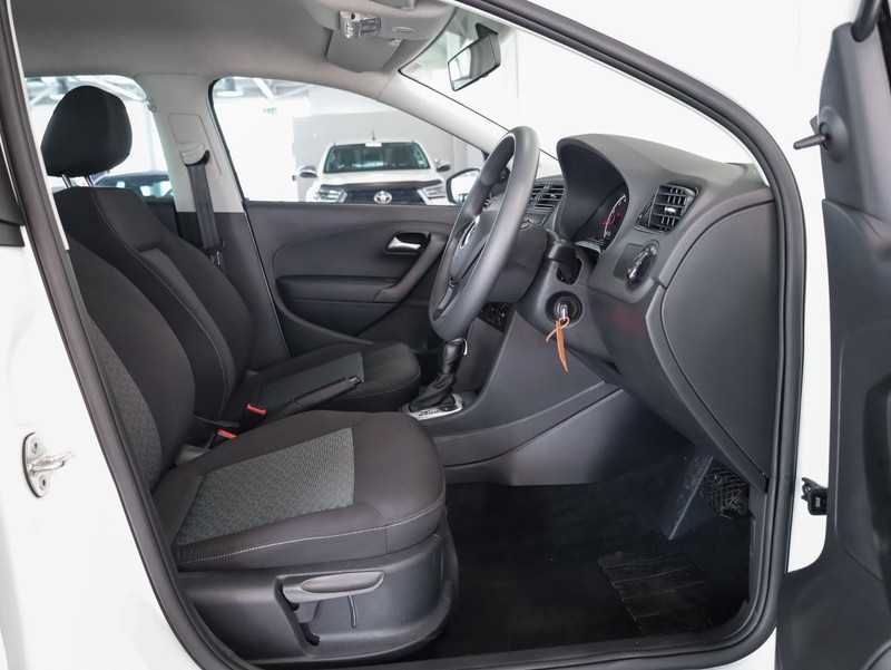 Volkswagen Polo Vivo - Hatfield VW Bryanston - Image 12