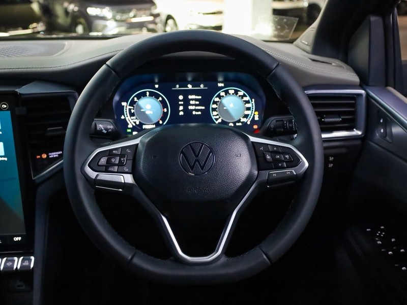 Volkswagen Amarok - Hatfield VW Bryanston - Image 12
