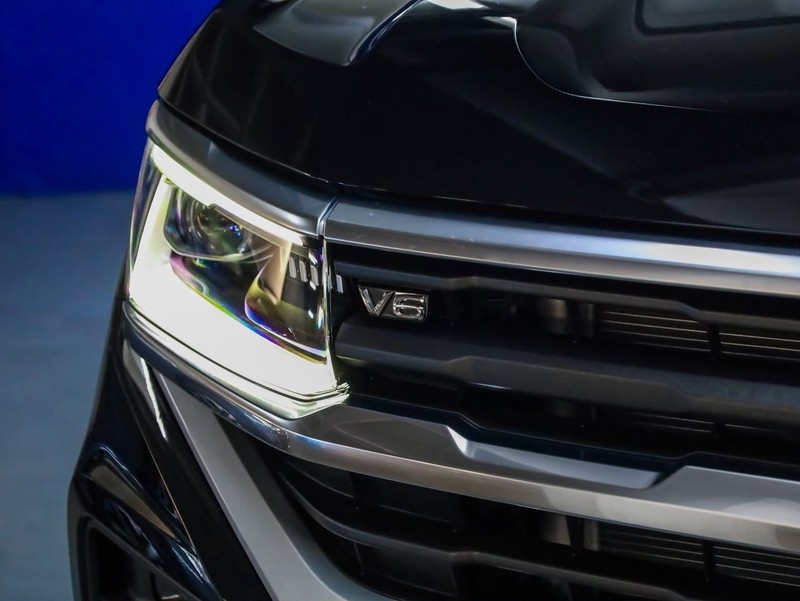 Volkswagen Amarok - Hatfield VW Bryanston - Image 6