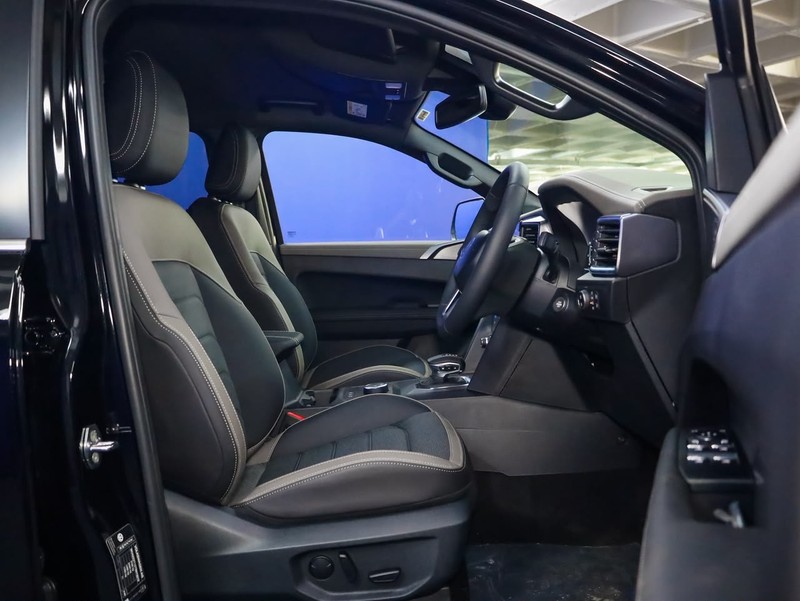 Volkswagen Amarok - Hatfield VW Bryanston - Image 7