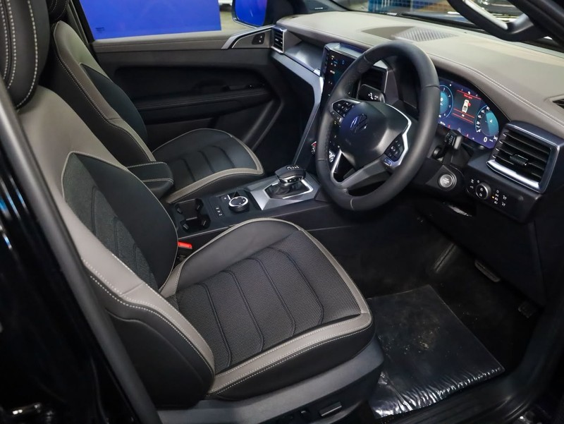 Volkswagen Amarok - Hatfield VW Bryanston - Image 8