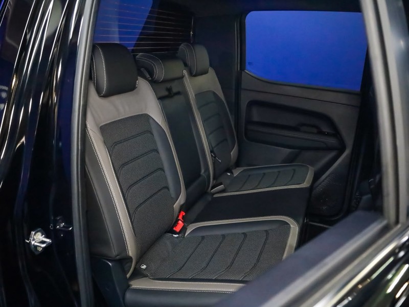 Volkswagen Amarok - Hatfield VW Bryanston - Image 11