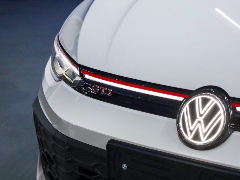 Volkswagen Golf - Hatfield VW Bryanston - Image 7