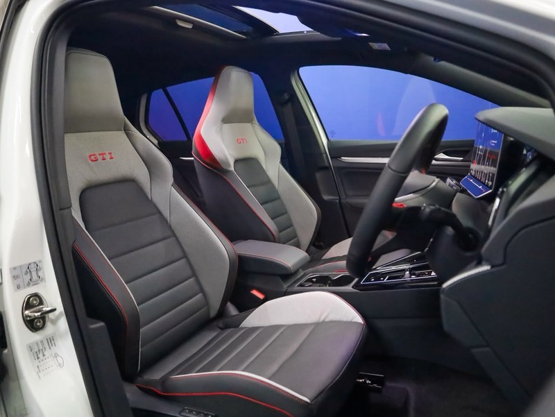 Volkswagen Golf - Hatfield VW Bryanston - Image 10