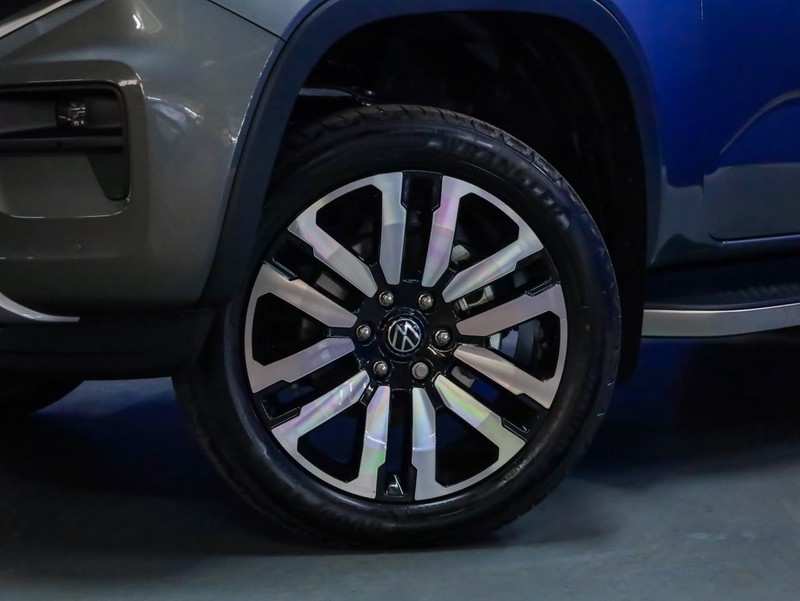 Volkswagen Amarok - Hatfield VW Bryanston - Image 3