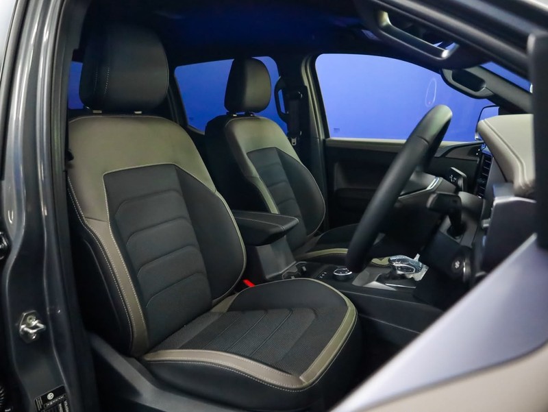 Volkswagen Amarok - Hatfield VW Bryanston - Image 8