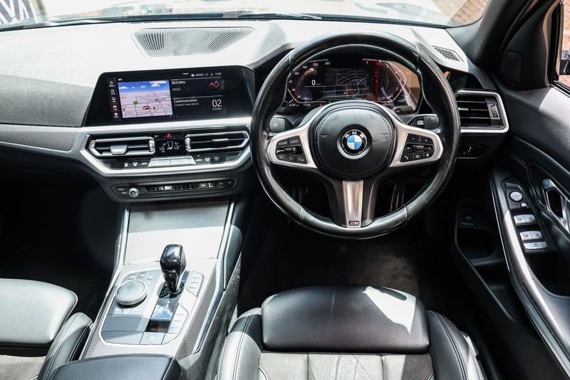 BMW 3 Series - Hatfield VW Commercial - Image 17