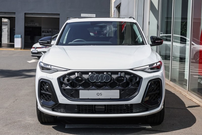 Audi Q5 - Audi Centre Hatfield - Image 2