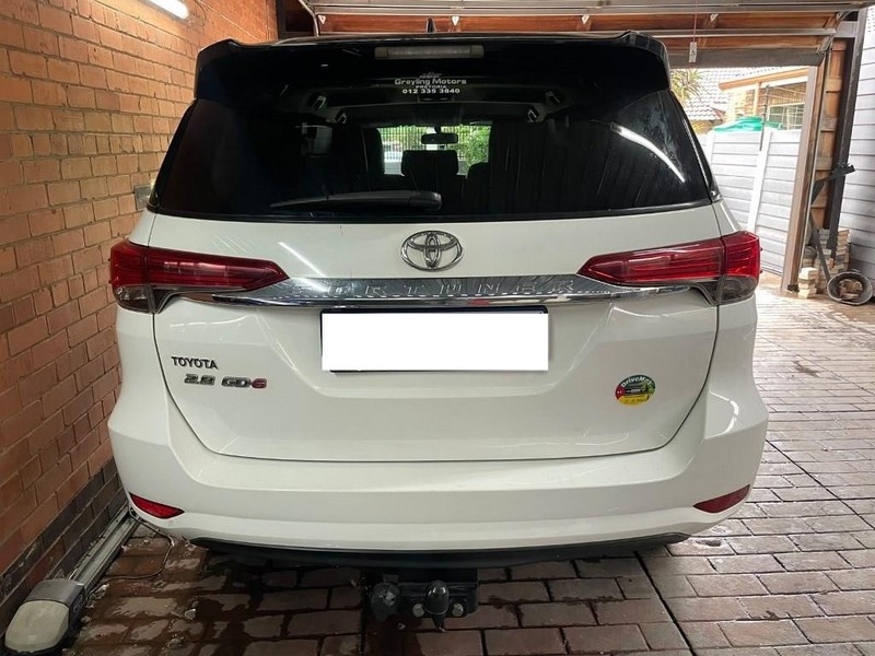 Toyota Fortuner - Mit Mak Motors - Image 6