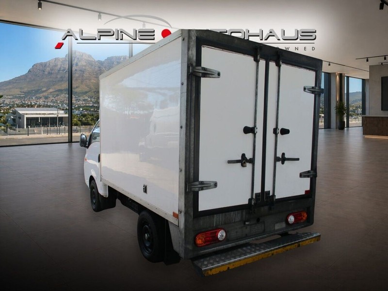 Hyundai H-100 - Alpine Autohaus - Image 6