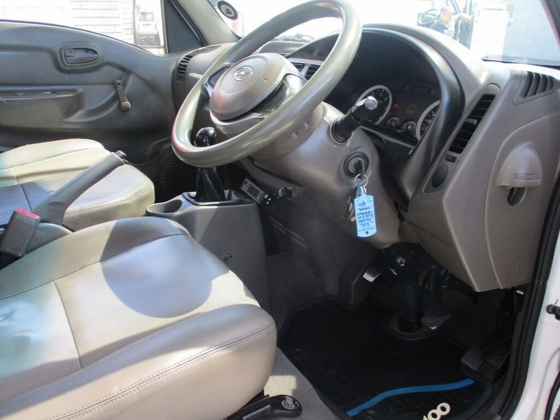 Hyundai H-100 - Alpine Autohaus - Image 4