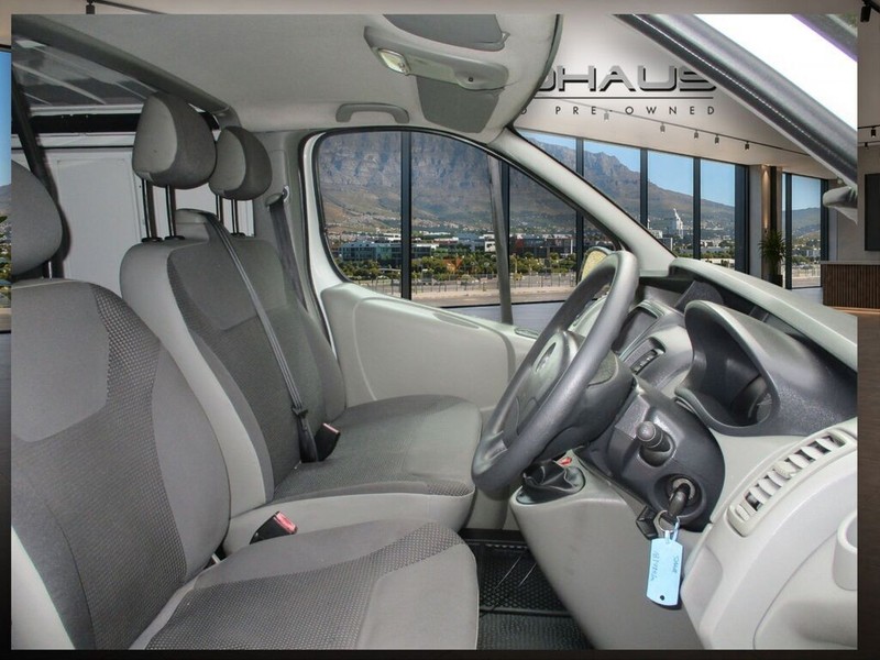 Opel Vivaro - Alpine Autohaus - Image 10