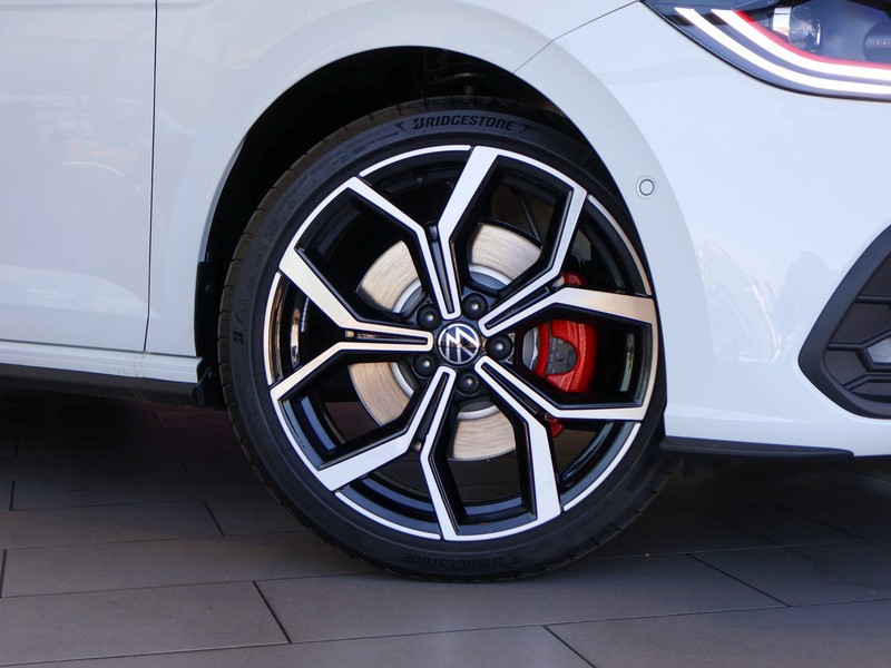 Volkswagen Polo - Hatfield VW Rivonia - Image 4
