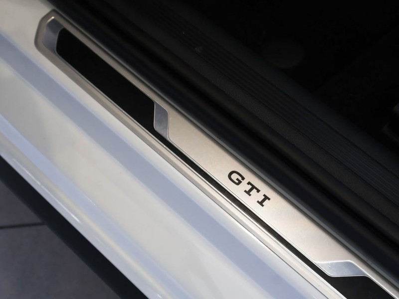 Volkswagen Polo - Hatfield VW Rivonia - Image 16
