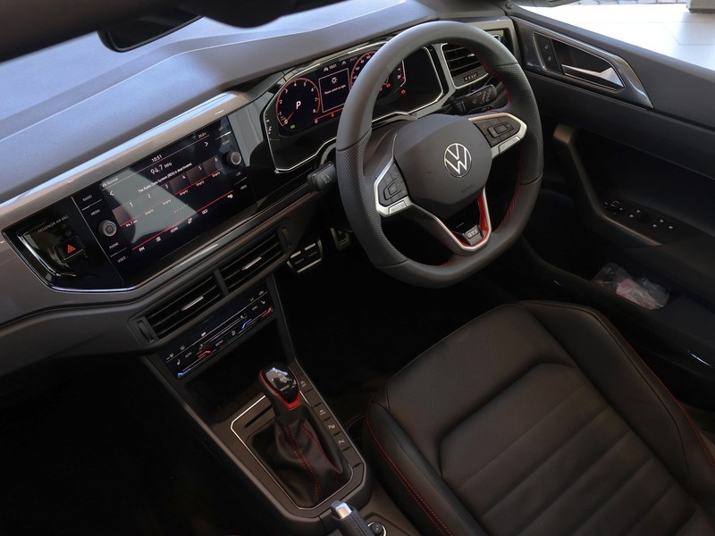Volkswagen Polo - Hatfield VW Rivonia - Image 30