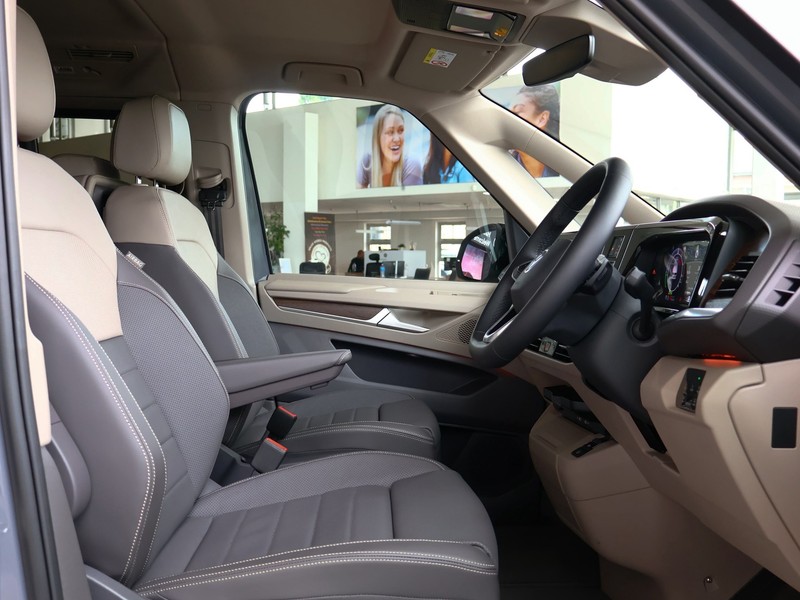 Volkswagen Caravelle - Hatfield VW Rivonia - Image 19