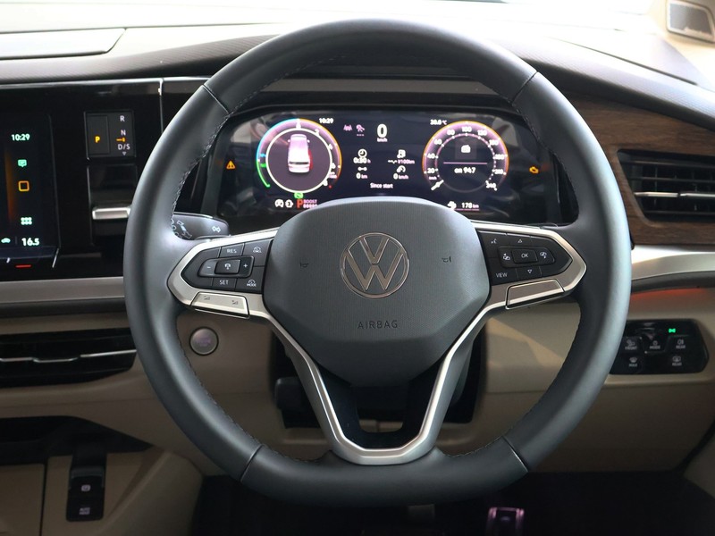 Volkswagen Caravelle - Hatfield VW Rivonia - Image 30