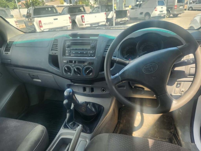 Toyota Hilux - WHEELSPOT - Image 3
