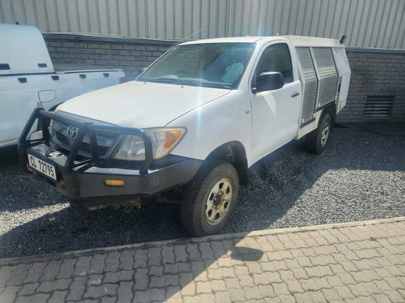 Toyota Hilux - WHEELSPOT - Image 1