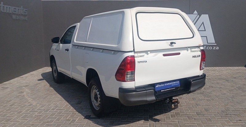 Toyota Hilux - Auto Investments Waterkloof - Image 4