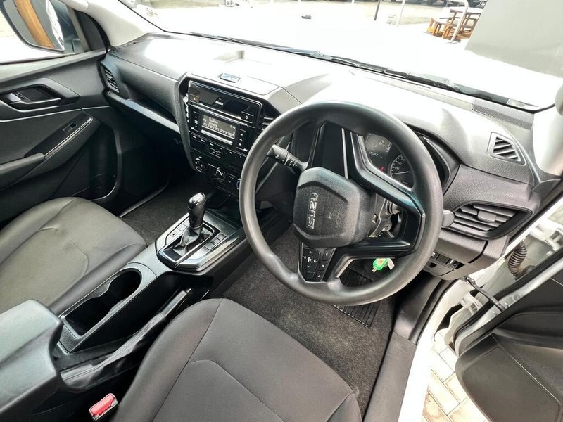 Isuzu D-Max - Auto Investments Waterkloof - Image 14
