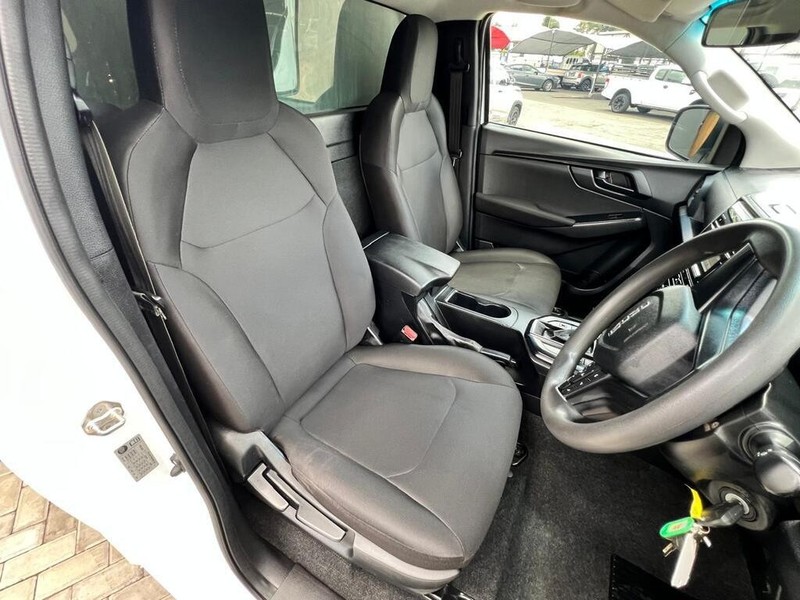 Isuzu D-Max - Auto Investments Waterkloof - Image 20