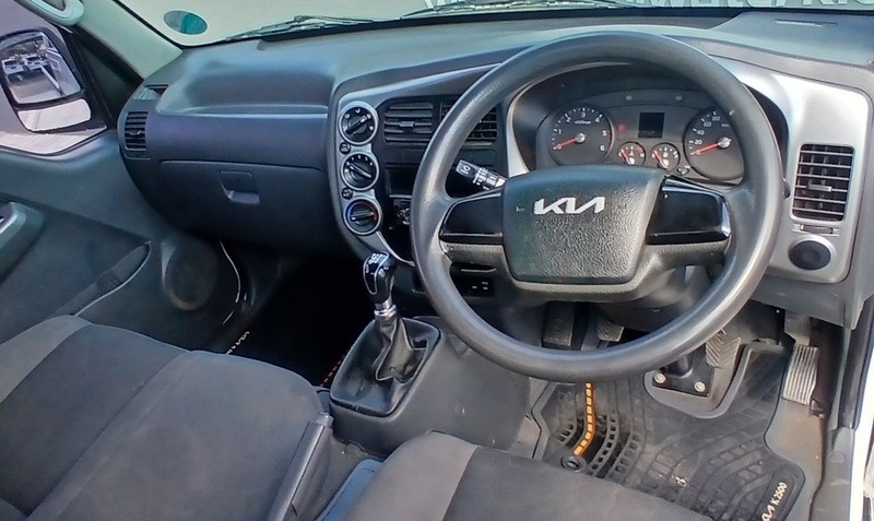 Kia K 2500 - Auto Investments Waterkloof - Image 19