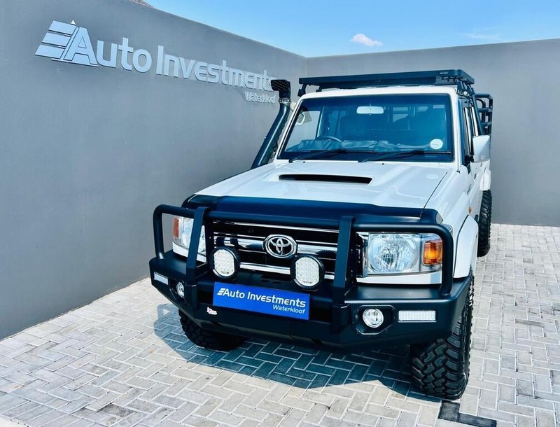 Toyota Land Cruiser - Auto Investments Waterkloof - Image 2