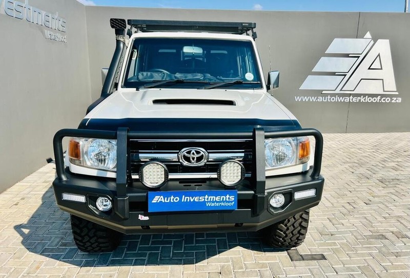 Toyota Land Cruiser - Auto Investments Waterkloof - Image 5