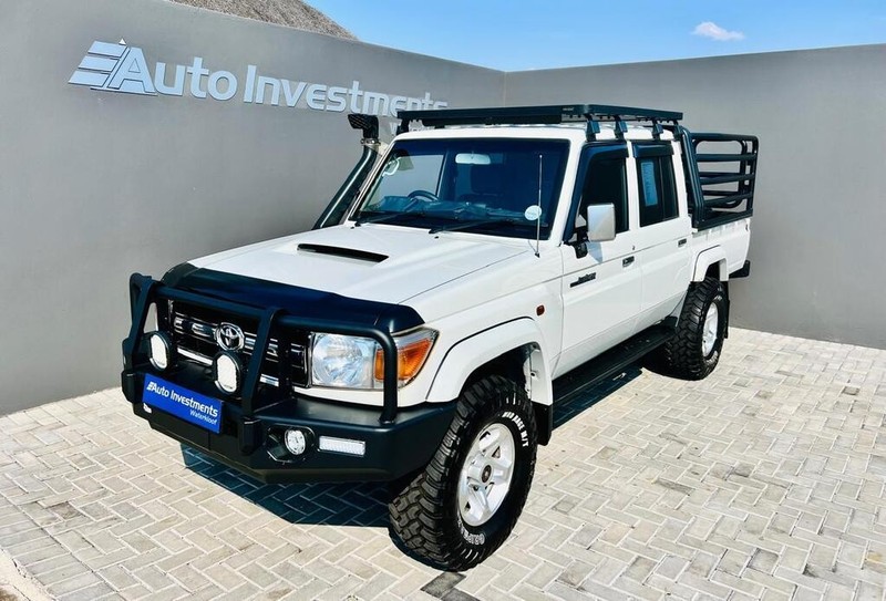 Toyota Land Cruiser - Auto Investments Waterkloof - Image 3
