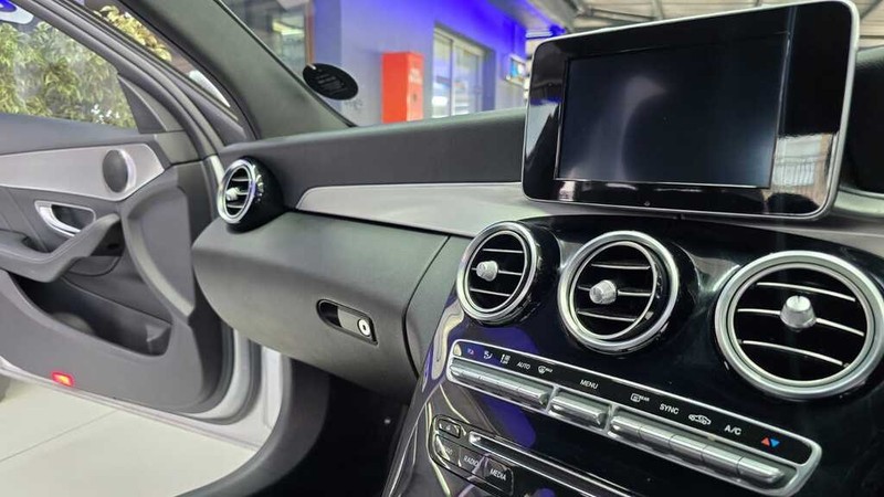 Mercedes-Benz C-class - G.I.G Motors - Image 8
