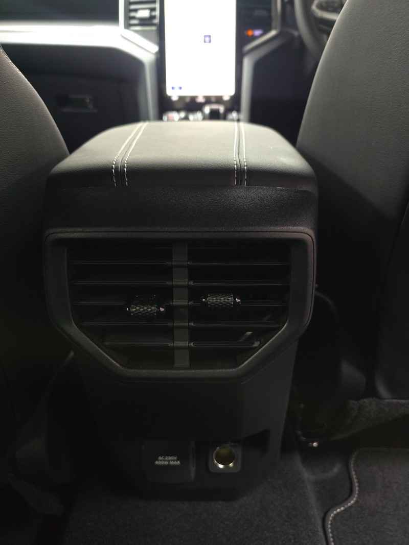 Volkswagen Amarok - Hatfield VW Northcliff - Image 12