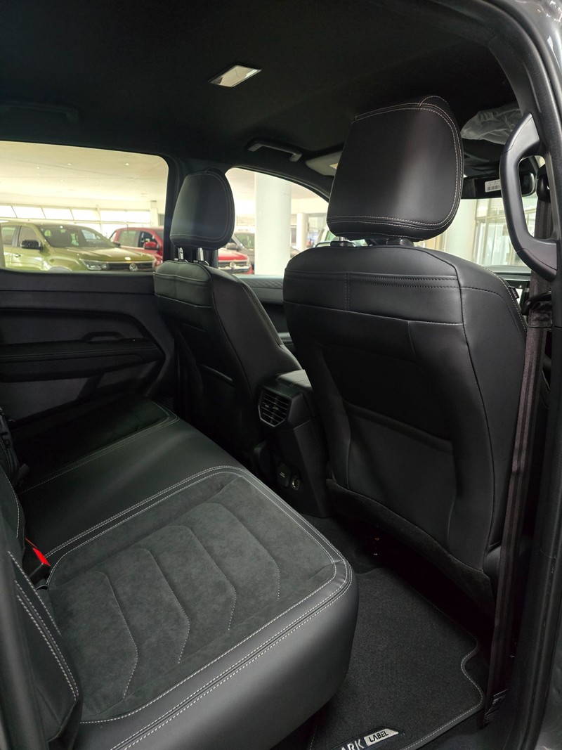 Volkswagen Amarok - Hatfield VW Northcliff - Image 11