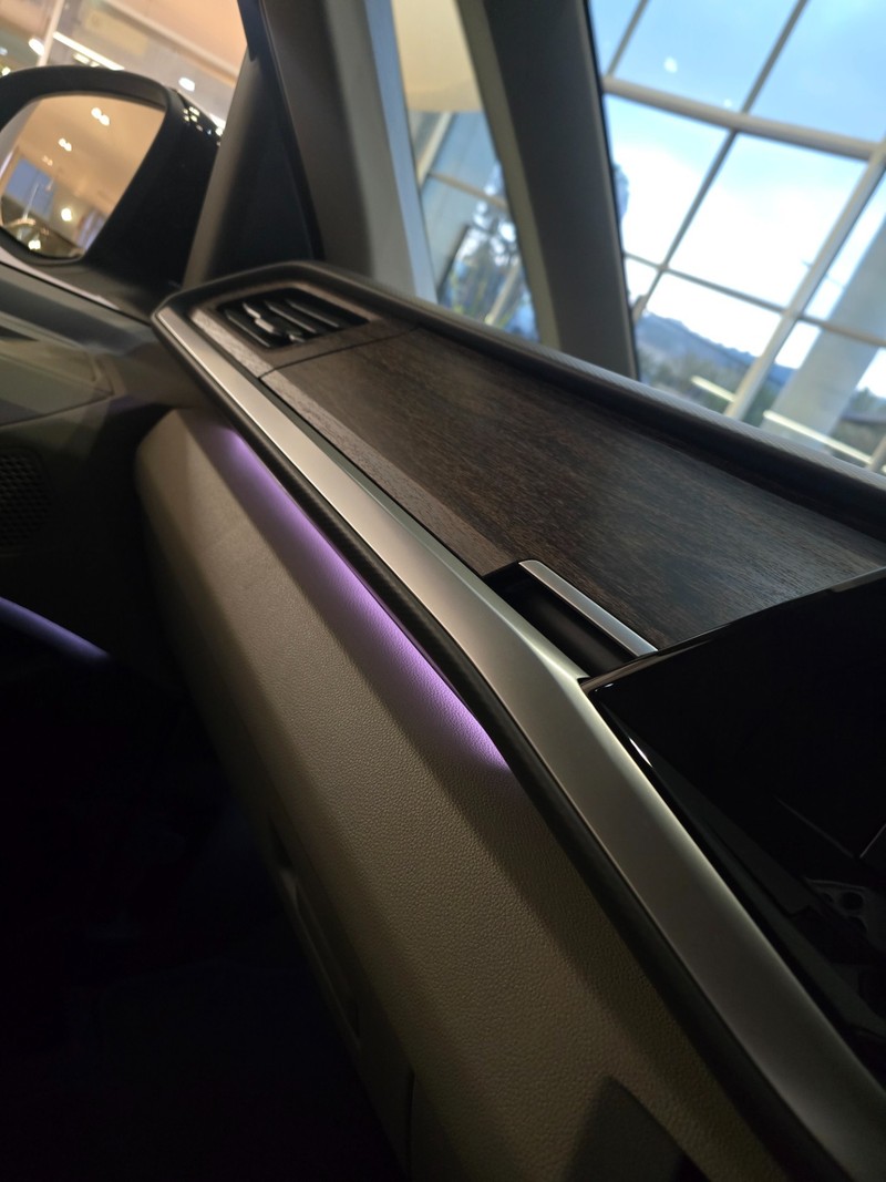 Volkswagen Caravelle - Hatfield VW Northcliff - Image 18