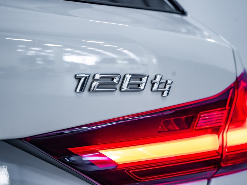 BMW 1 Series - Chery Waterfall - Image 9