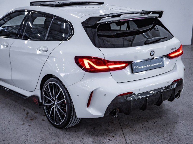 BMW 1 Series - Chery Waterfall - Image 13