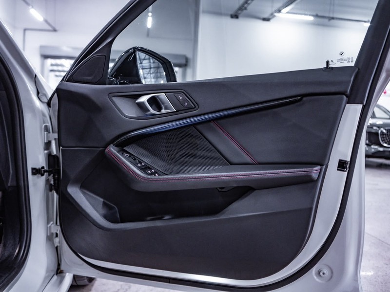 BMW 1 Series - Chery Waterfall - Image 14