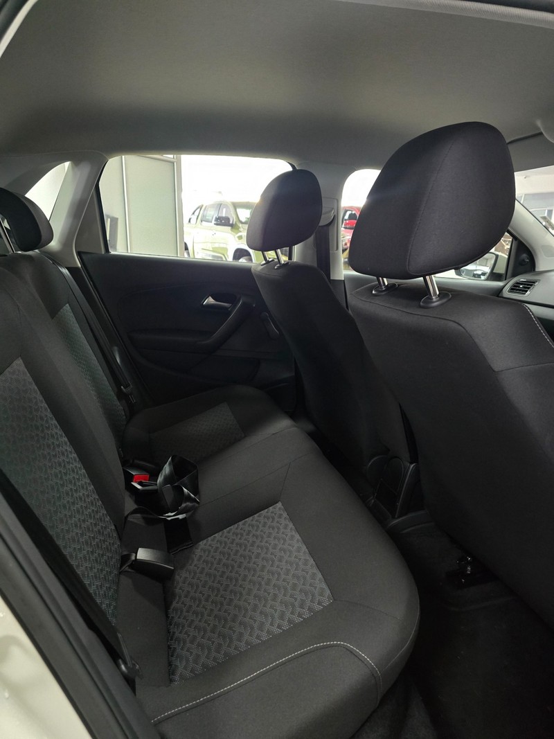 Volkswagen Polo Vivo - Hatfield VW Northcliff - Image 8