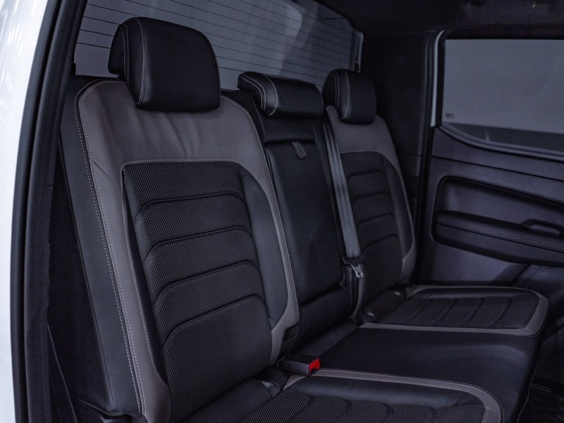 Volkswagen Amarok - Chery Waterfall - Image 24