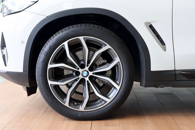 BMW X3 - Hatfield VW Melrose Arch - Image 4