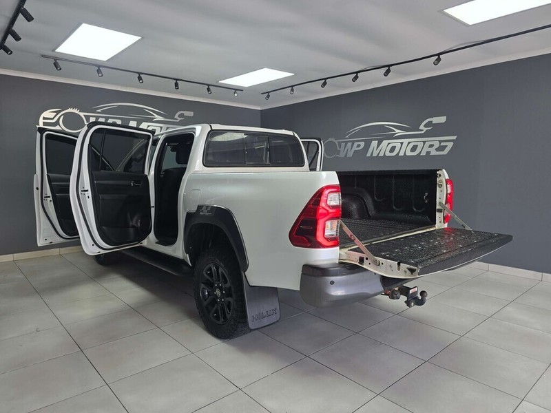 Toyota Hilux - WP Motors - Image 9