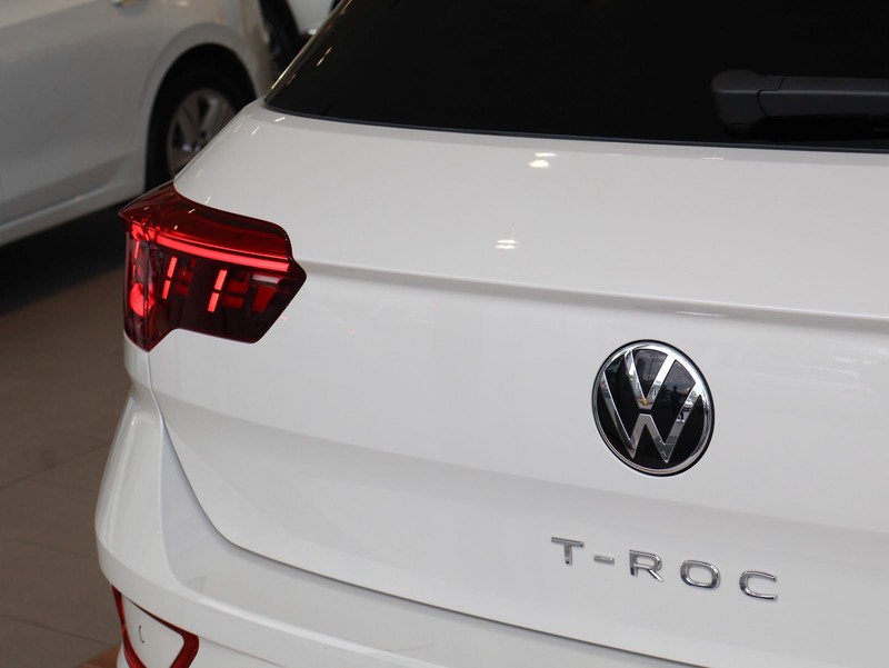 Volkswagen T-Roc - Hatfield VW Melrose Arch - Image 8